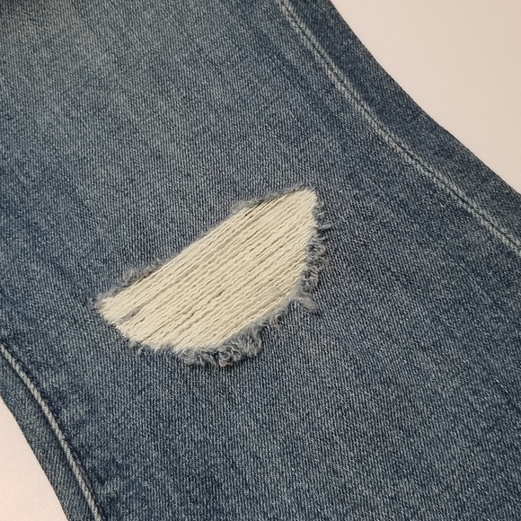 NWT Mother Denim Weekender Fray Flare Stretch Jeans in Six Packs On Me Size 28 - Picture 12 of 16